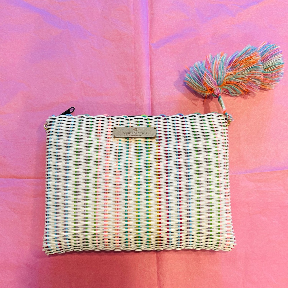 NWOT Squeeze de Citron Large Lemon Drop Clutch Bag